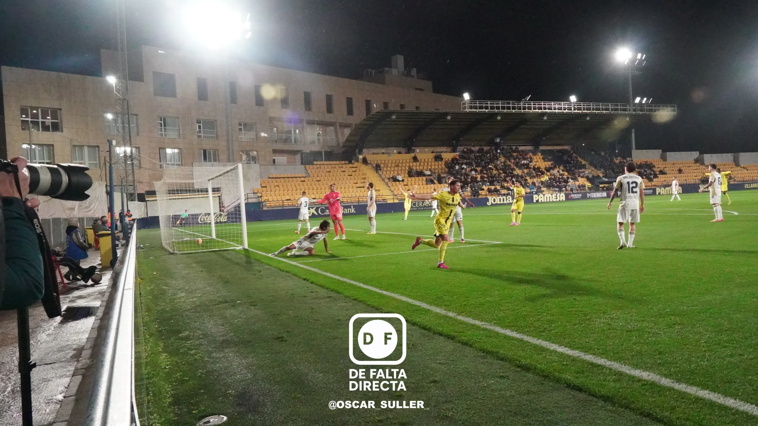 Villarreal B 3 - 1 Marbella FC