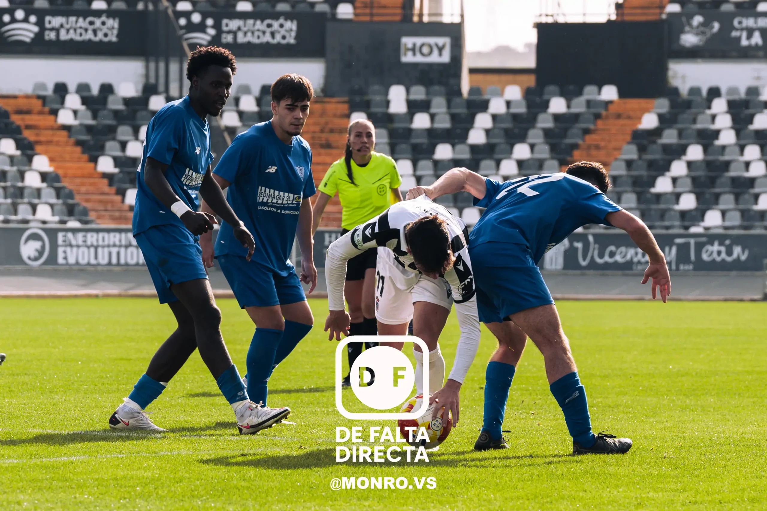 CD Badajoz 2 - 0 CD Calamonte Tercera Federación