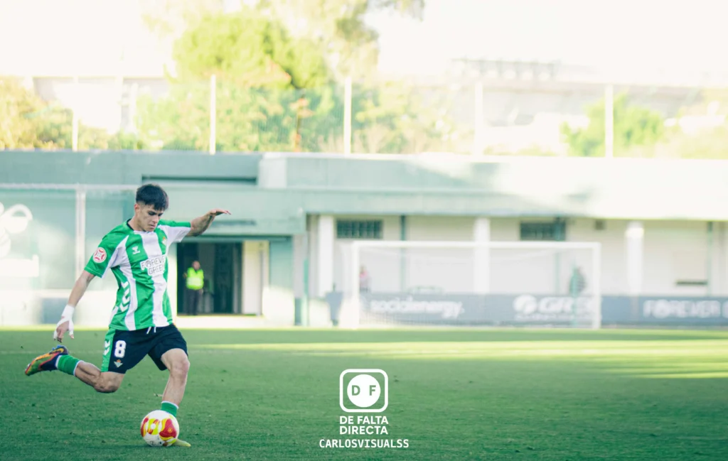 Betis Deportivo 2 - 0 Juventud Torremolinos