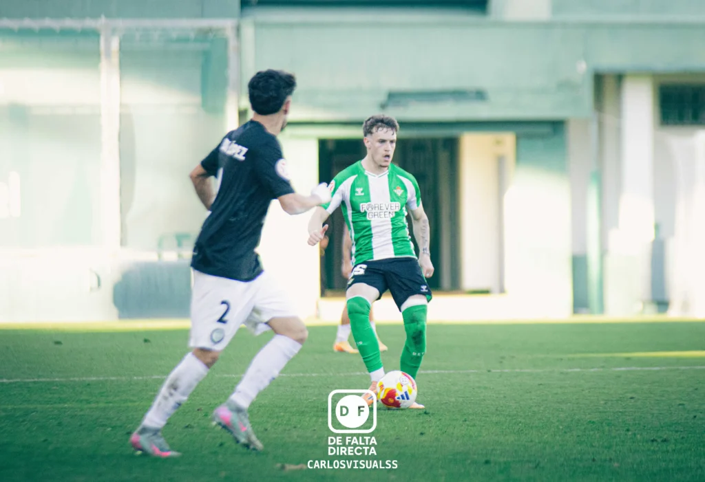 Betis Deportivo 2 - 0 Juventud Torremolinos