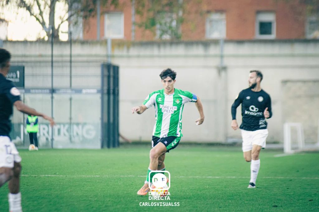 Betis Deportivo 2 - 0 Juventud Torremolinos