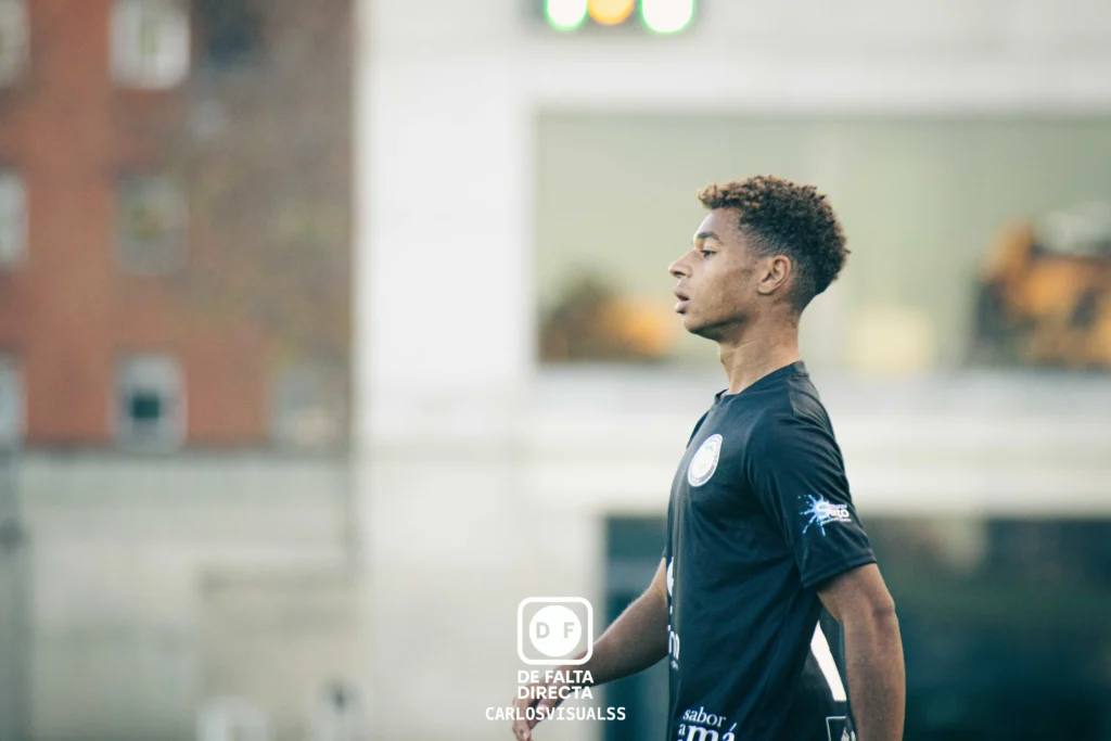 Betis Deportivo 2 - 0 Juventud Torremolinos