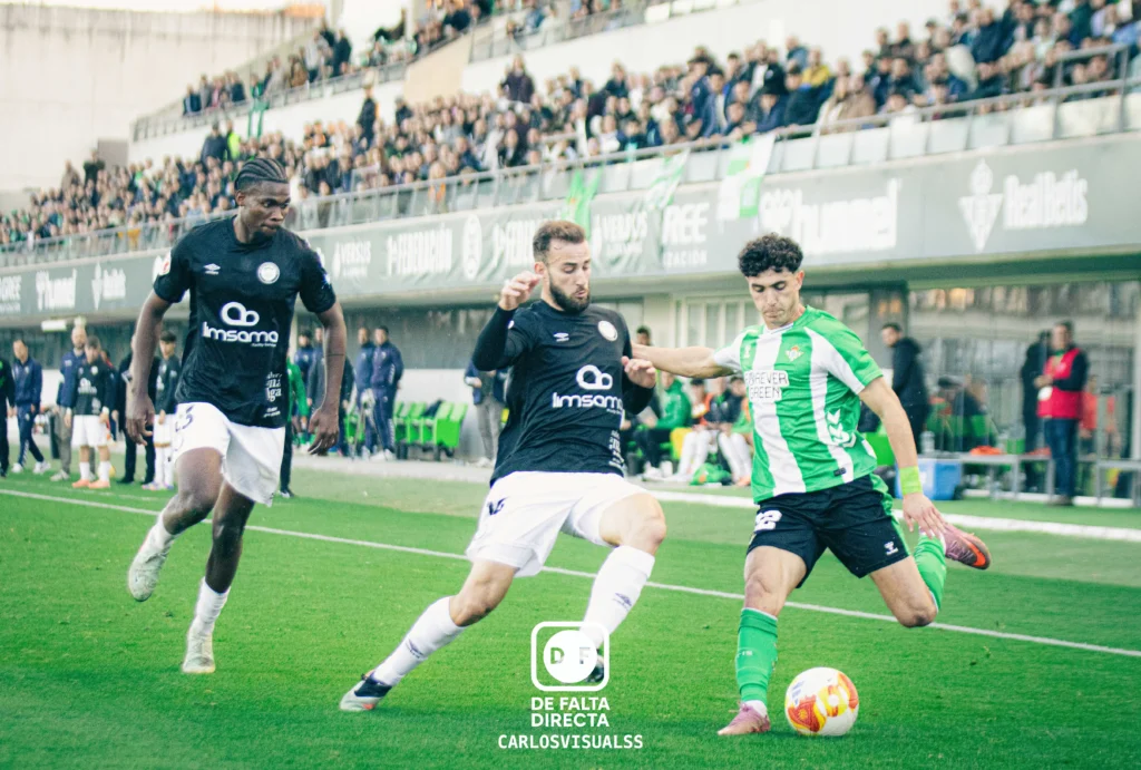 Betis Deportivo 2 - 0 Juventud Torremolinos