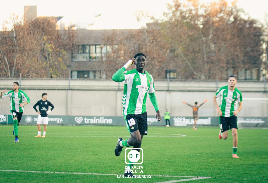 Betis Deportivo 2 - 0 Juventud Torremolinos
