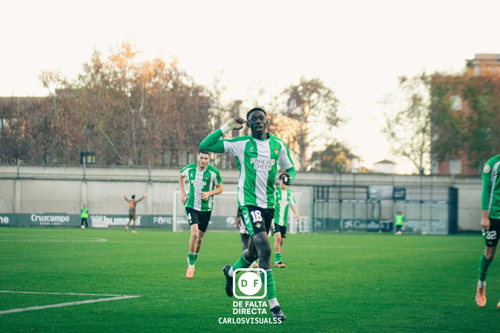 Betis Deportivo 2 - 0 Juventud Torremolinos
