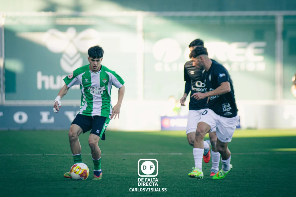 Betis Deportivo 2 - 0 Juventud Torremolinos
