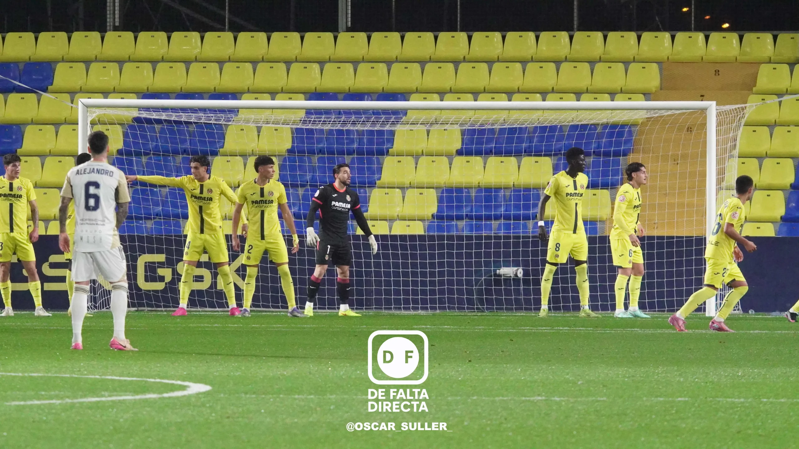 Villarreal B 3 - 1 Marbella FC