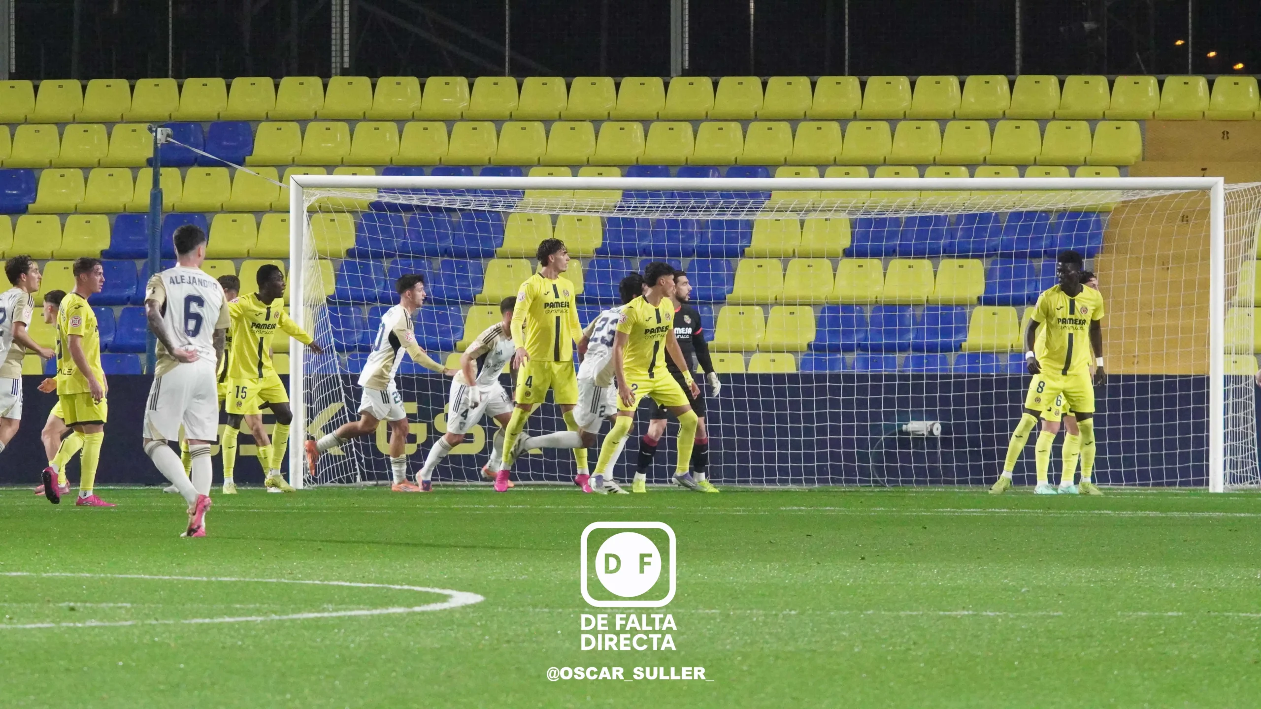Villarreal B 3 - 1 Marbella FC