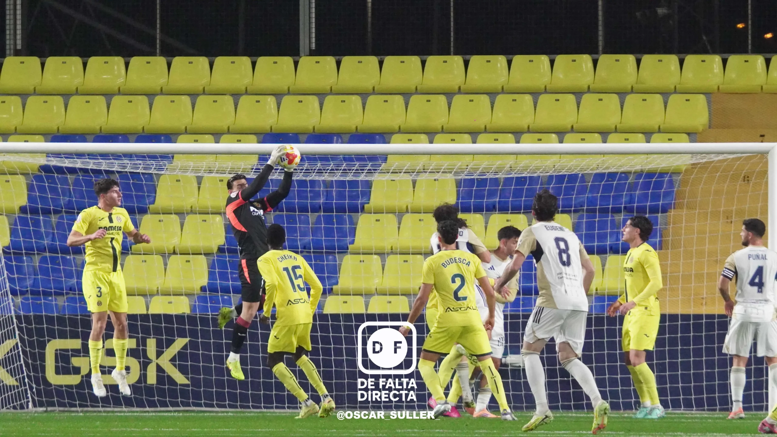 Villarreal B 3 - 1 Marbella FC