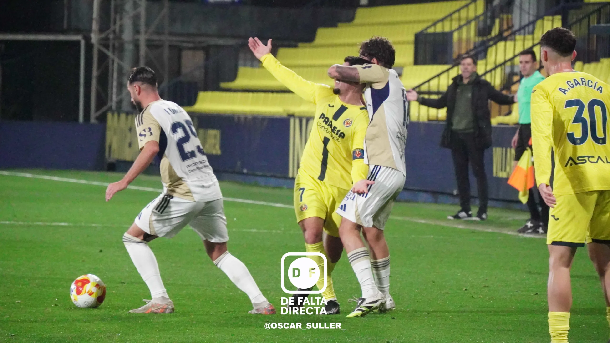 Villarreal B 3 - 1 Marbella FC