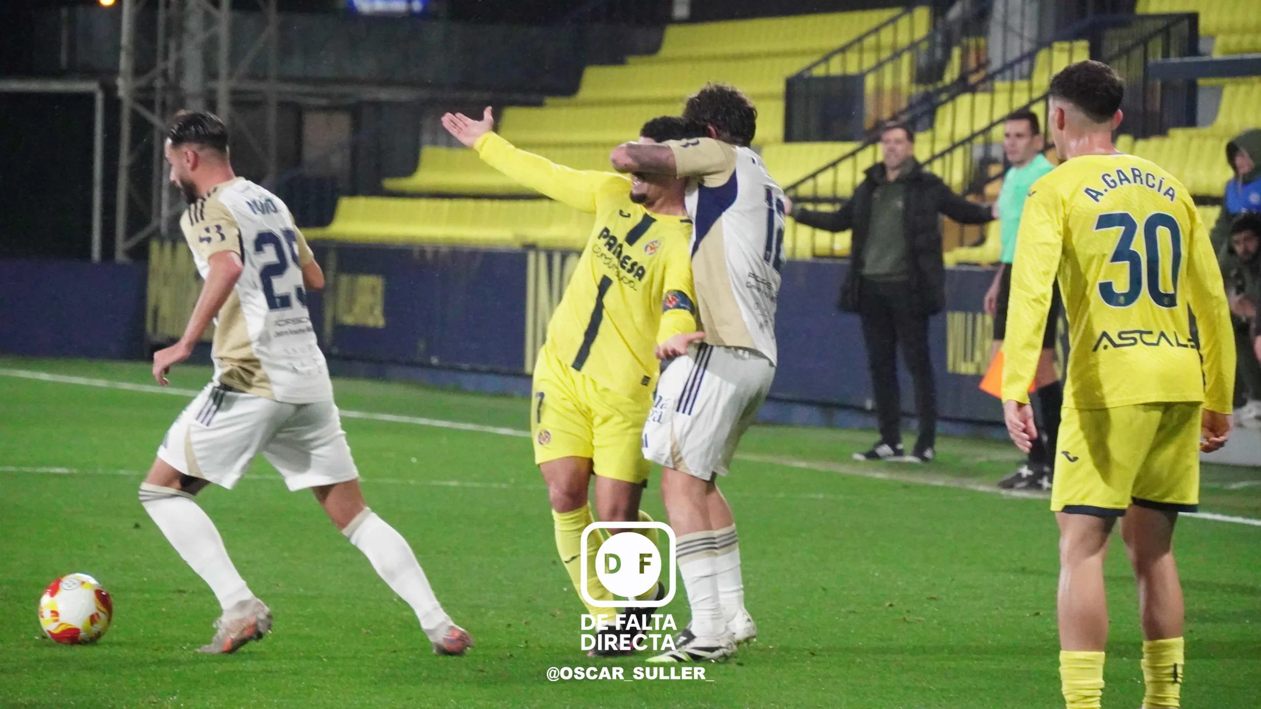 Villarreal B 3 - 1 Marbella FC