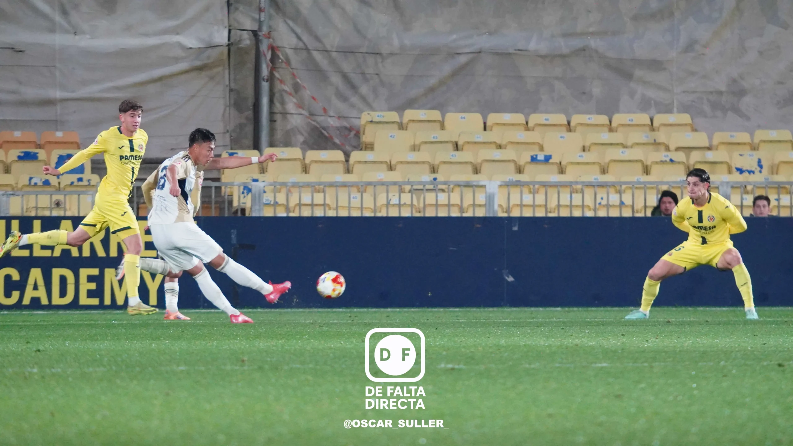 Villarreal B 3 - 1 Marbella FC