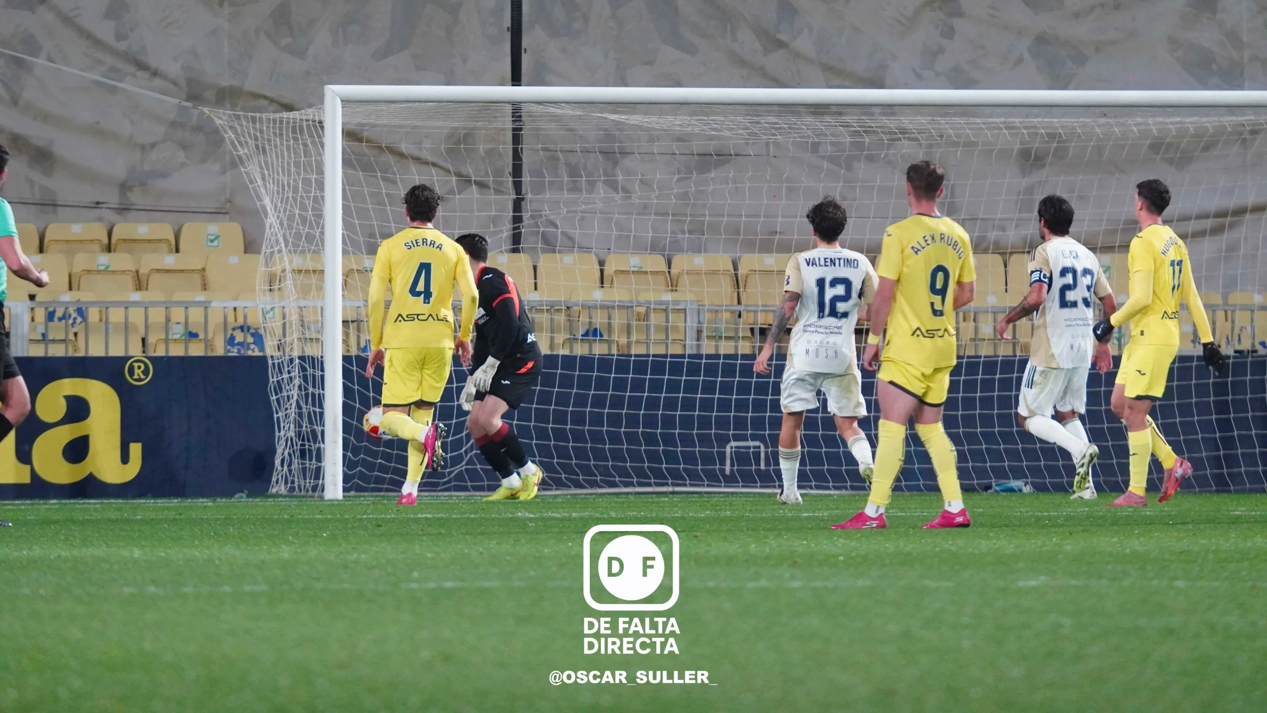 Villarreal B 3 - 1 Marbella FC
