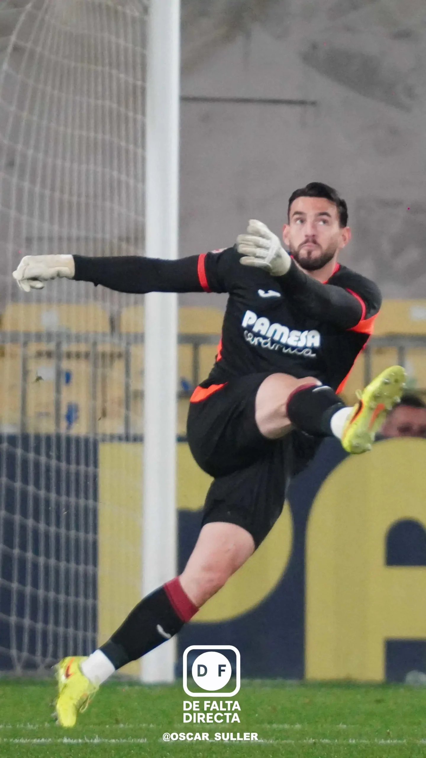 Villarreal B 3 - 1 Marbella FC