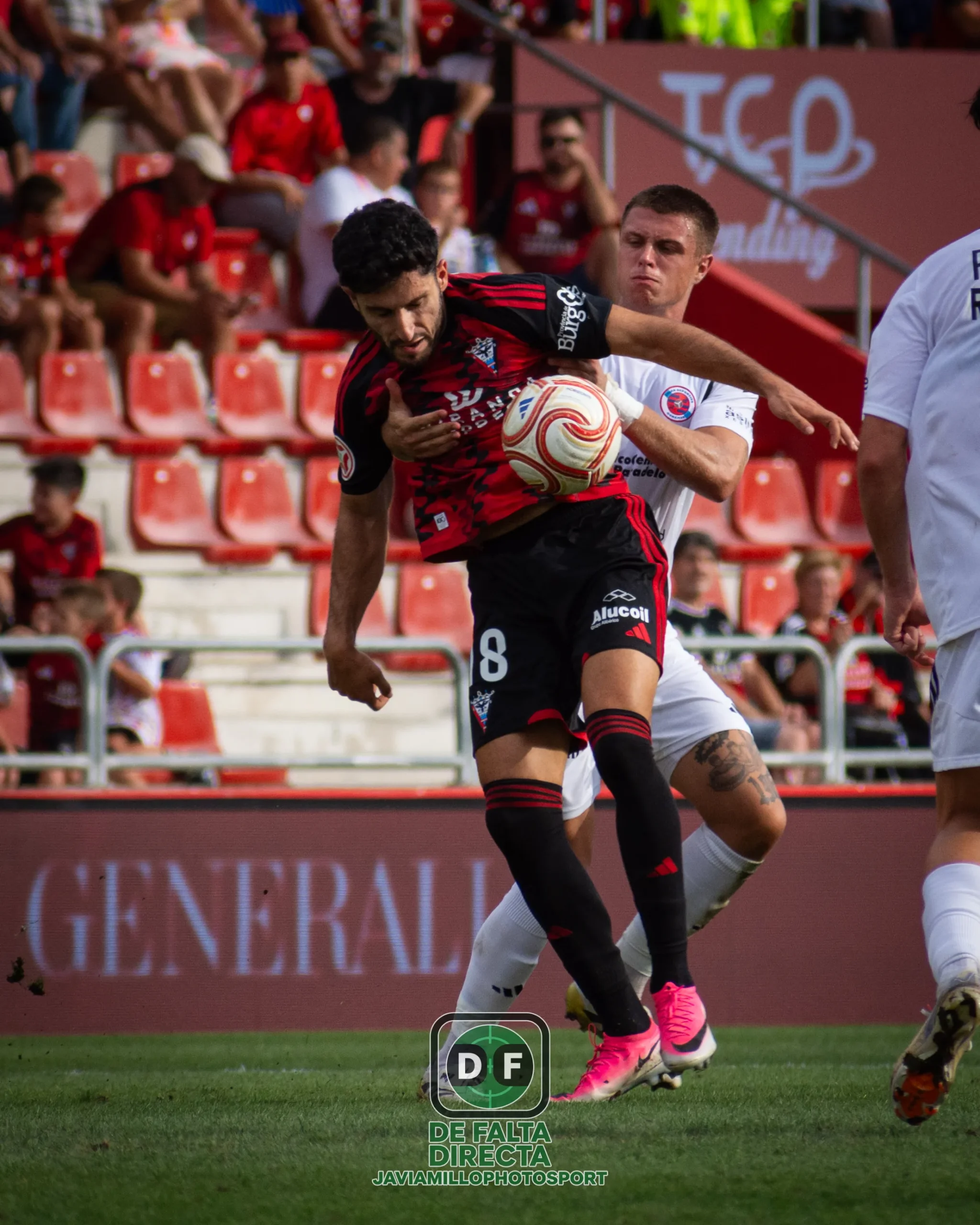 C. D. Mirandés - U. D. Ourense