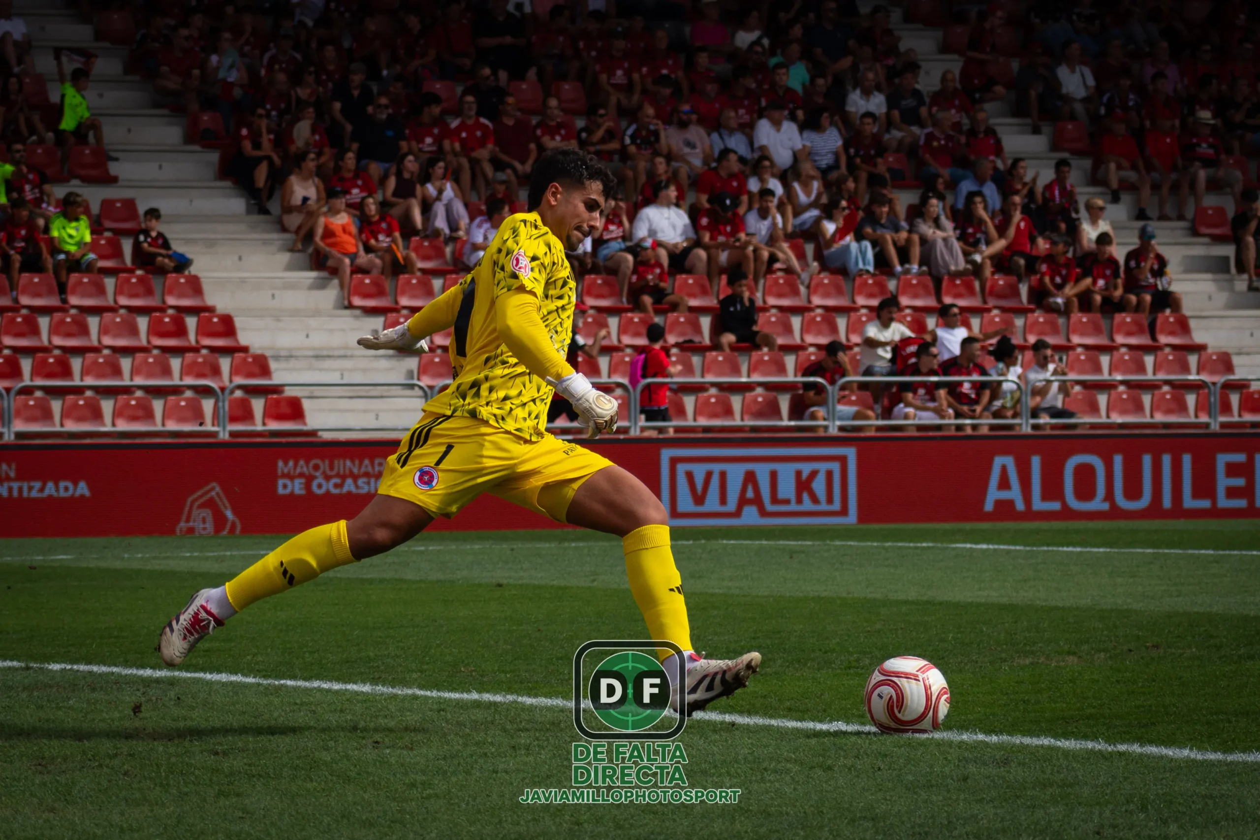 C. D. Mirandés - U. D. Ourense
