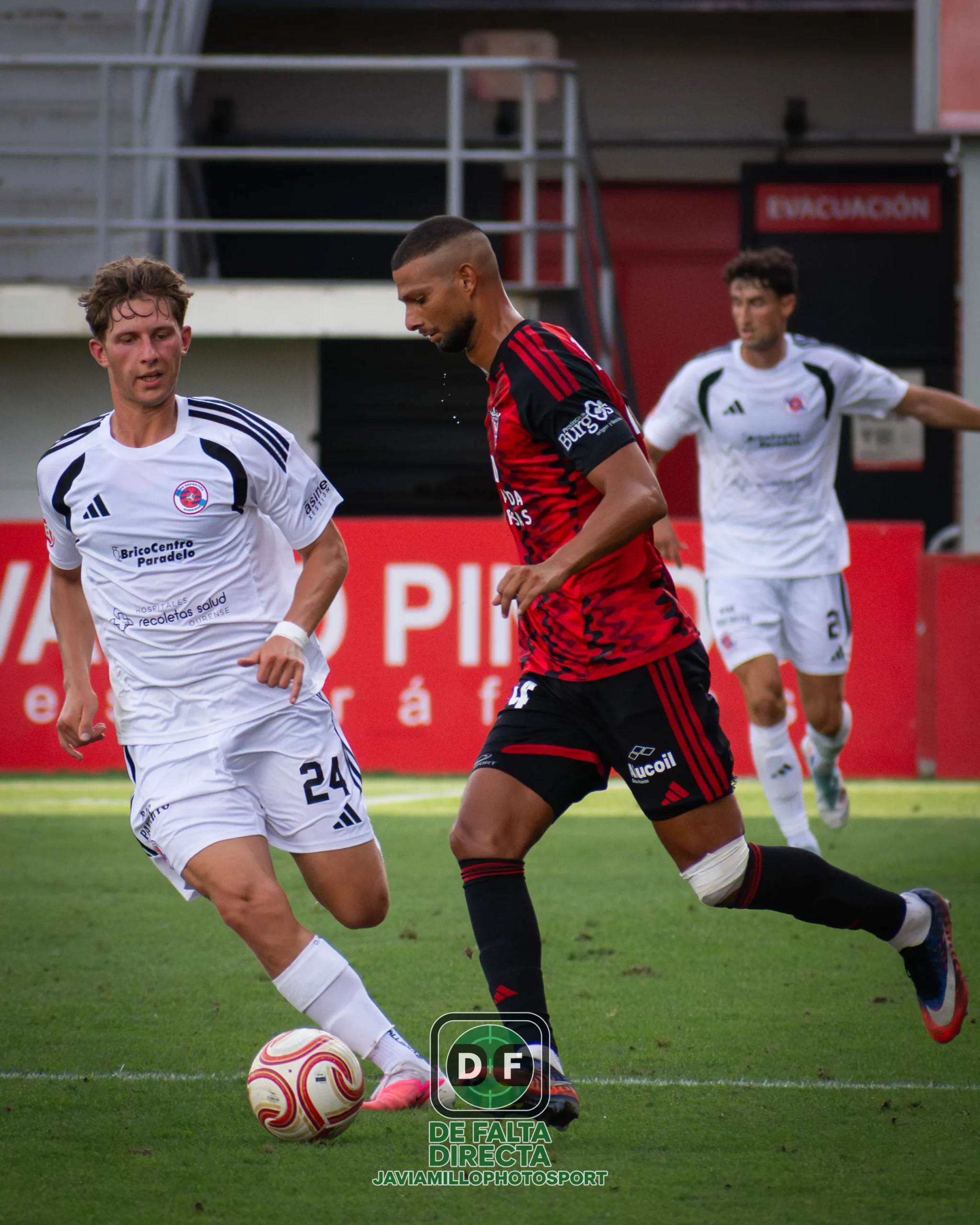 C. D. Mirandés - U. D. Ourense